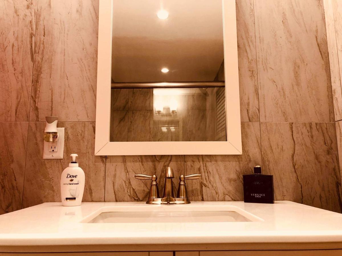Elegant Marble Suite #6 Nassau Bagian luar foto