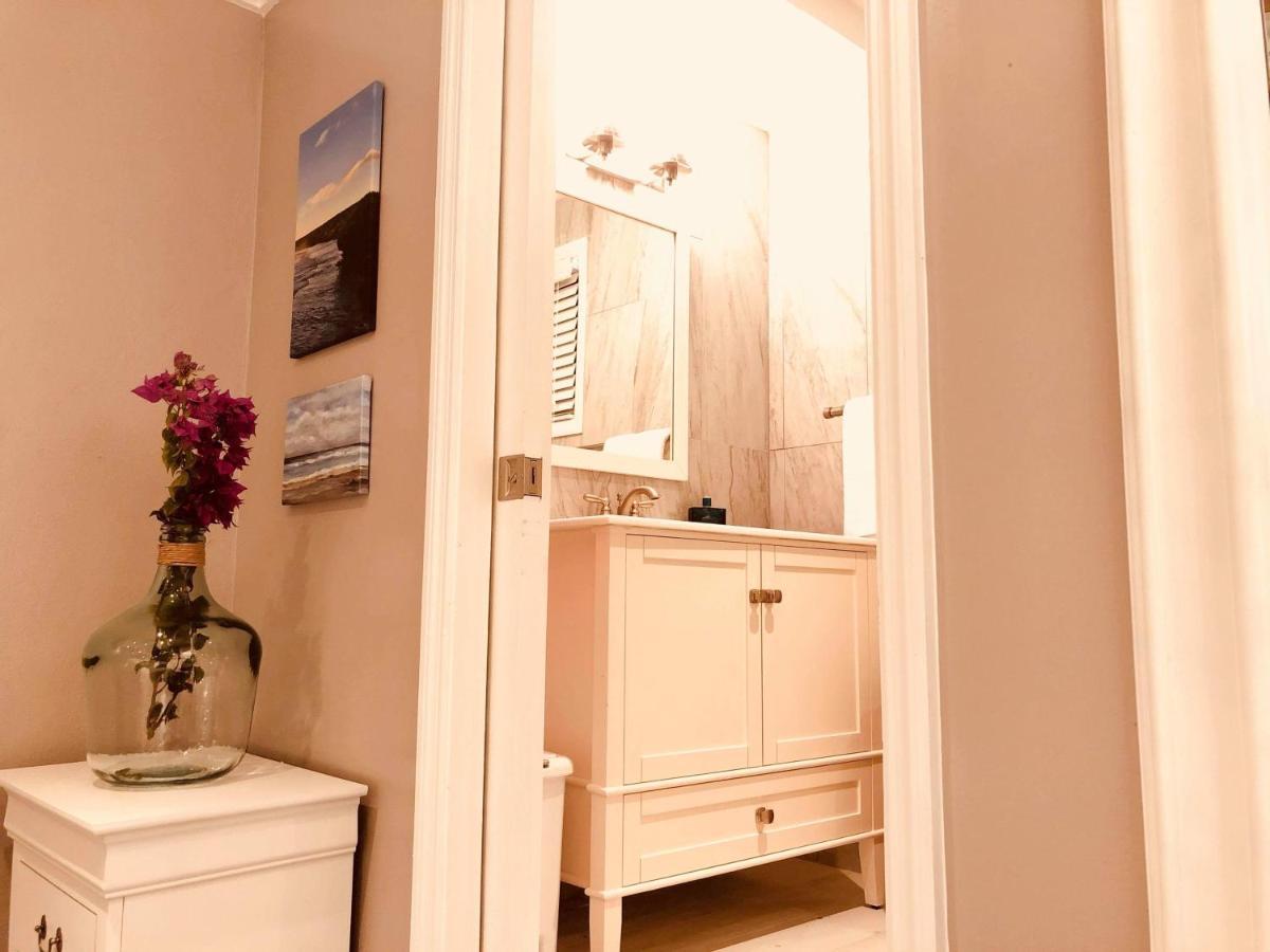 Elegant Marble Suite #6 Nassau Bagian luar foto