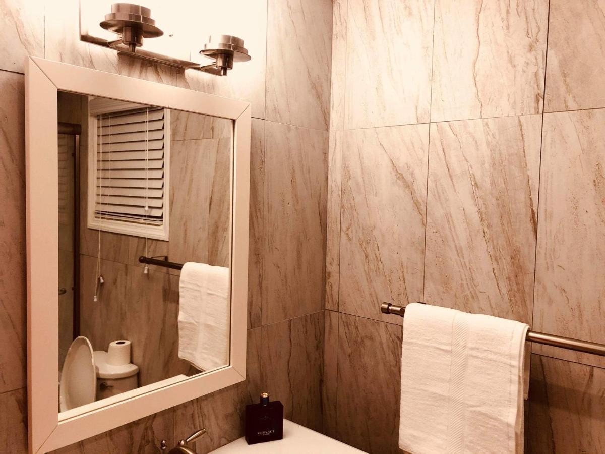 Elegant Marble Suite #6 Nassau Bagian luar foto